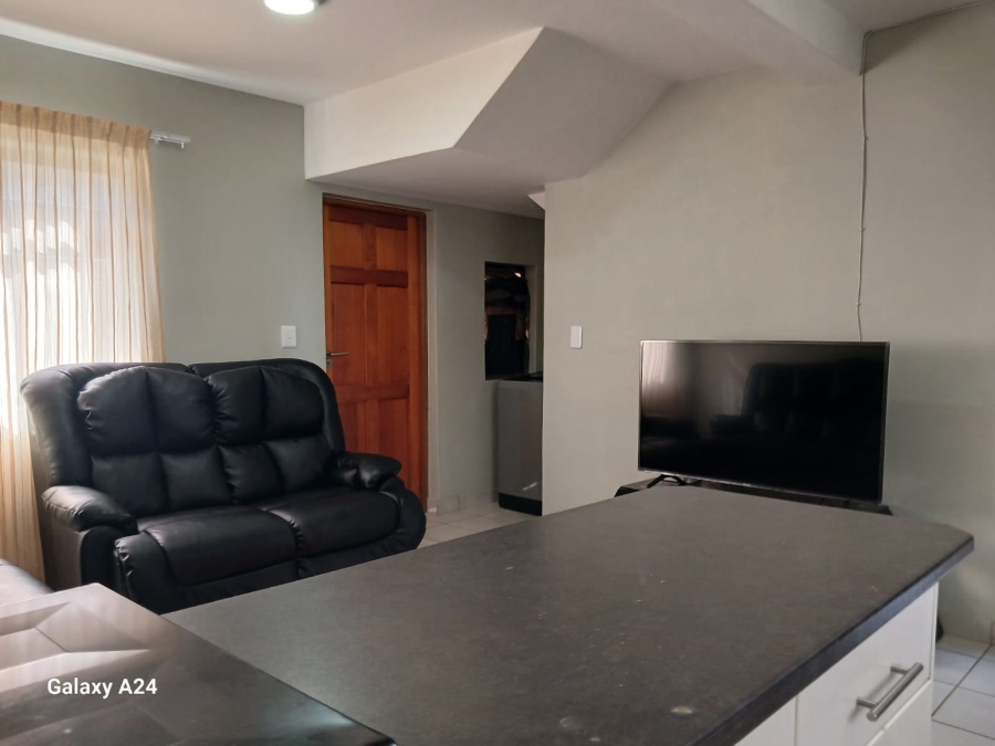 To Let 2 Bedroom Property for Rent in Kidds Beach Eastern Cape